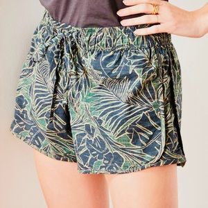 James Perse Leaf Print Shorts S//M